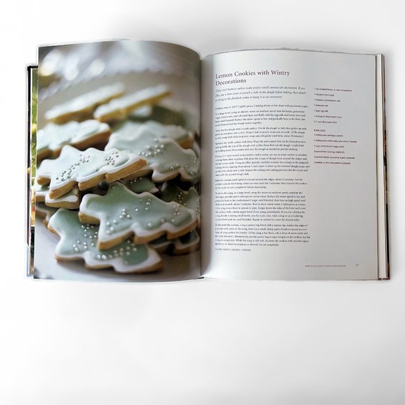 Williams-Sonoma Holiday Entertaining Book Cook Book Hard Cover- Large - Picture 7 of 15